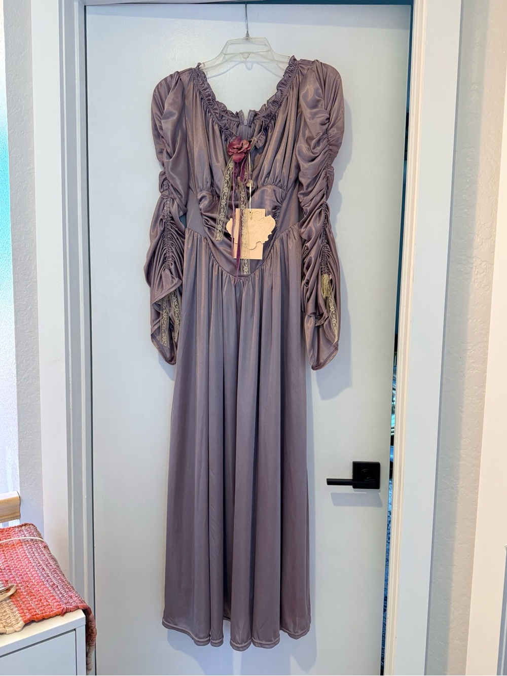 Lace Made Lavender Hue Parthenon Dress - Picture 4 of 7